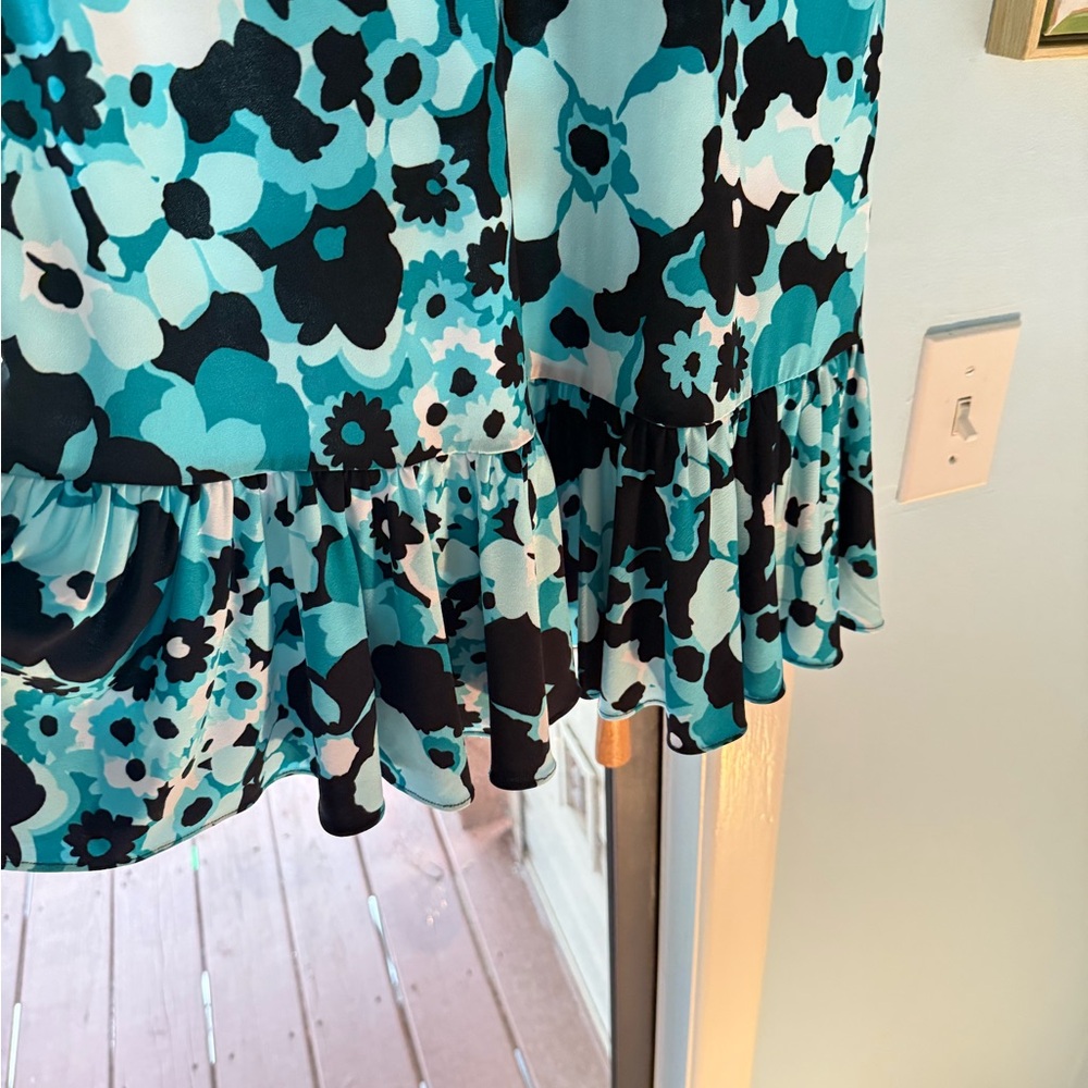 Micheal Kors Floral V-Neck Dress in Blue and Black - Picture 4 of 4